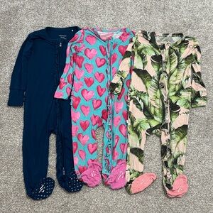 Posh Peanut Navy, Pink, and Green Leaf Footies